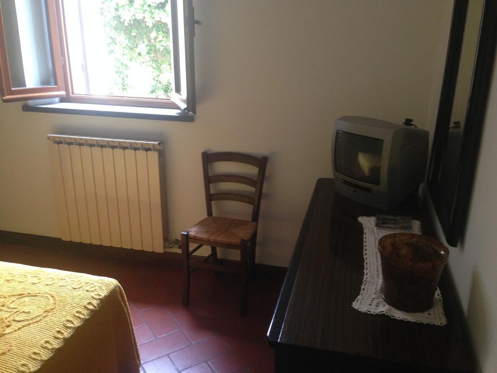 Podere Di Valli Santa Maria a Monte Kamer foto